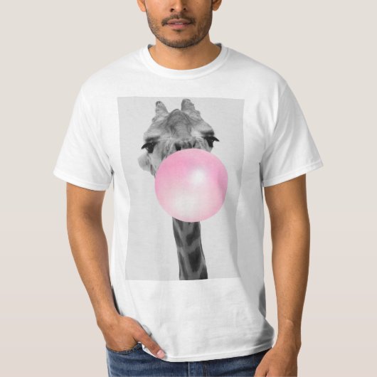 Funny Black and White Giraffe met Bubble Gum T-shirt (Voorkant)