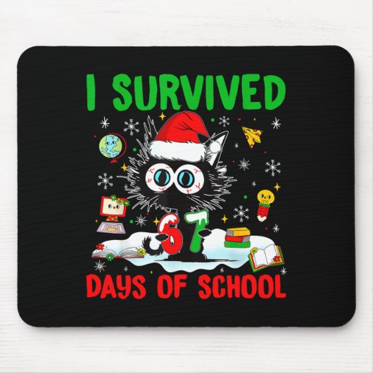 Funny Black Cat Christmas I Survived 67 Days Of Sc Muismat (Voorkant)