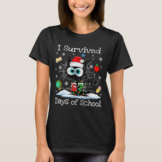 Funny Black Cat Christmas I Survived 67 Days Of Sc T-shirt (Voorkant)