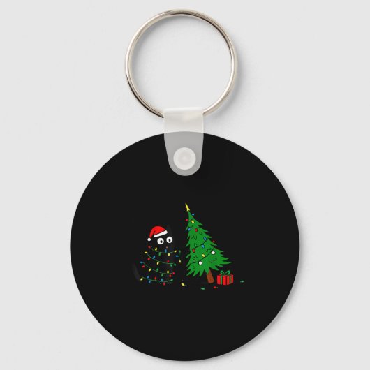 Funny Black Cat Pushing 67 Christmas Tree Over Cat Sleutelhanger (Voorkant)
