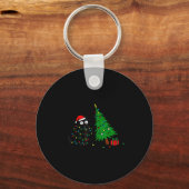 Funny Black Cat Pushing 67 Christmas Tree Over Cat Sleutelhanger (Voorkant)