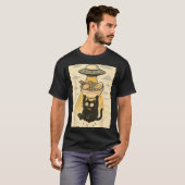 Funny Black Cat Ufo Ramen Alien Abduction Graphic  T-shirt (Voorkant volledig)