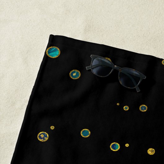 Funny Black Chubby Cat Strandlaken (In situ)