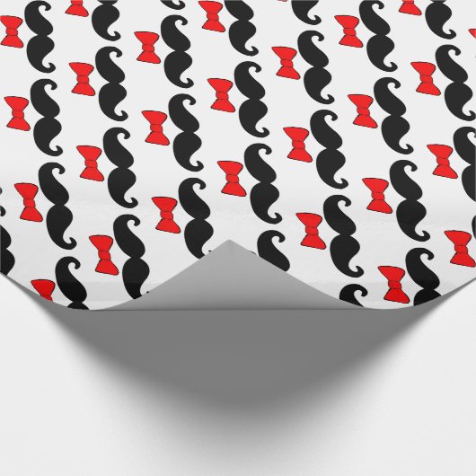Funny Black en Red Mustache en Bowtie Cadeaupapier (Hoek)