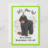 Funny Black Labradoodle Birthday Party Invitation Kaart (Voorkant)