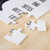 Funny Black Pug Haal grote bites uit het leven Legpuzzel (Zijkant)