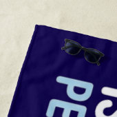 Funny Bold Typographic Swimmer Design Strandlaken (In situ)