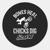 Funny Bones Heal Chicks Dig S Bmx Biking  Ronde Sticker (Voorkant)