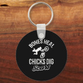 Funny Bones Heal Chicks Dig S Bmx Biking  Sleutelhanger (Voorkant)