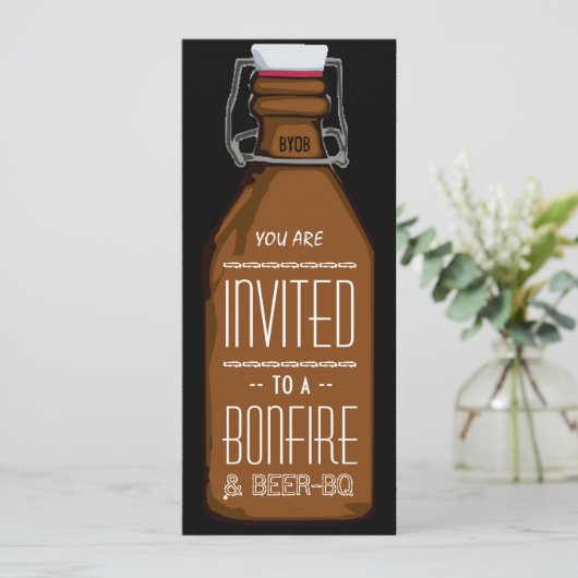 Funny Bonfire & Beer BQ Barbecue Engagement Party Kaart (Staand voorkant)