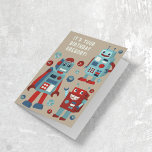 Funny Boys Verjaardag Kaart met Retro Robots<br><div class="desc">Creëer een gepersonaliseerde verjaardagskaart voor een speciale verjaardagsjongen. Deze kaart is klaar om te worden gepersonaliseerd met uw eigen aangepaste tekst aan de voorkant en aan de binnenkant. De boodschap op de voorkant luidt: HET IS JE VERJAARDAG, NAAM! En de boodschap aan de binnenkant luidt: SO, GO NUTS! FIJNE VERJAARDAG!...</div>