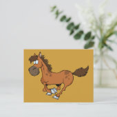 FUNNY BROWN CARTOON HORSE RUNNING GALLOPING BRIEFKAART (Staand voorkant)