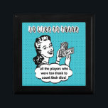 Funny Bunco - Ik wil je bedanken Cadeaudoosje<br><div class="desc">Voeg wat humor en een goede lach toe aan je Bunco-evenement. Ik wil graag alle spelers bedanken die drink werden om hun dobbelstenen te tellen.  vrouwen grijnzen terwijl ze al haar Bunco-geld vasthoudt. Geweldig als een bunco prijs of cadeau.</div>
