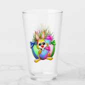 Funny Bunny biting an Easter Egg Glas (Voorkant)