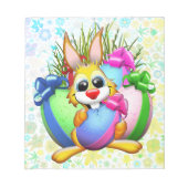 Funny Bunny biting an Easter Egg Notitieblok (Voorkant)