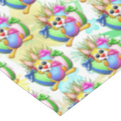 Funny Bunny biting an Easter Egg Tafelkleed (Gekanteld)