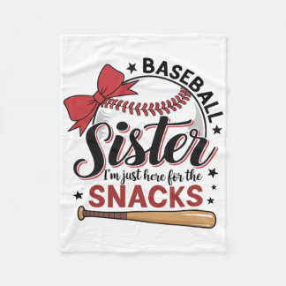 Funny Bysebyll Sister I'm Just Here For The Snacks Fleece Deken