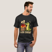 Funny Cajun Louisiana Boil Alligator Crawfish Mard T-shirt (Voorkant volledig)