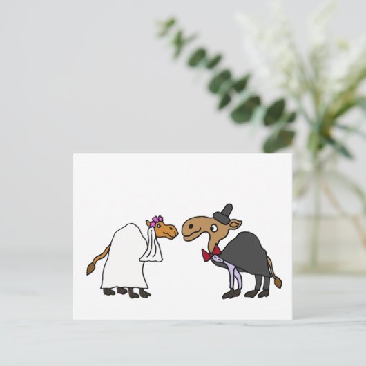 Funny Camel Bride en Groom Wedding Cartoon Briefkaart (Staand voorkant)