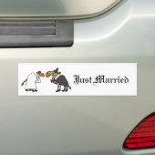 Funny Camel Bride en Groom Wedding Cartoon Bumpersticker (Op auto)