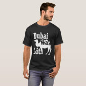 Funny Camel Riding Souvenir Gift Dubai was de enig T-shirt (Voorkant volledig)