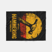 Funny Carpenter Still Hammering Out Punchlines Vin Fleece Deken (Voorkant (Horizontaal))