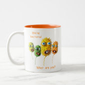 Funny Cartoon bacteria Tweekleurige Koffiemok (Links)