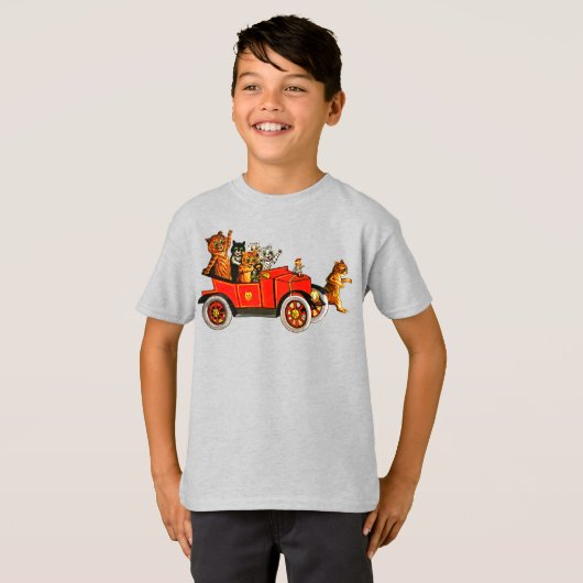  Funny Cartoon Cats Kittens in Classic Car T-shirt (Voorkant volledig)