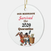 Funny Cartoon Couple Marriage 2020 Quarantine Keramisch Ornament (Links)
