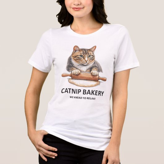 Funny Cat Baker T-Shirt 😺 “Catnip Bakery” | Cute (Voorkant)