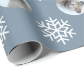 Funny Cat Face Foto Blue Snowflake Kerstmis Cadeaupapier (Rol Hoek)