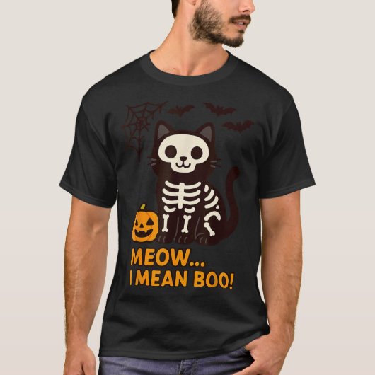 Funny Cat Halloween Costume Meow I Mean Boo Men Wo T-shirt (Voorkant)