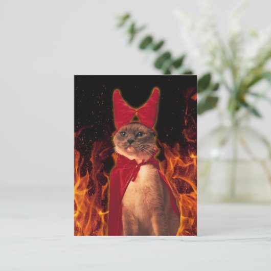 Funny Cat in Halloween Devil Costume Briefkaart (Staand voorkant)