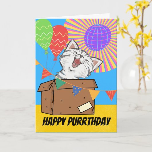 Funny Cat Leaving Birthday Gift in Box Kaart (Gele Bloem)