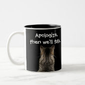Funny Cat met Back Turned wil excuses Tweekleurige Koffiemok (Links)