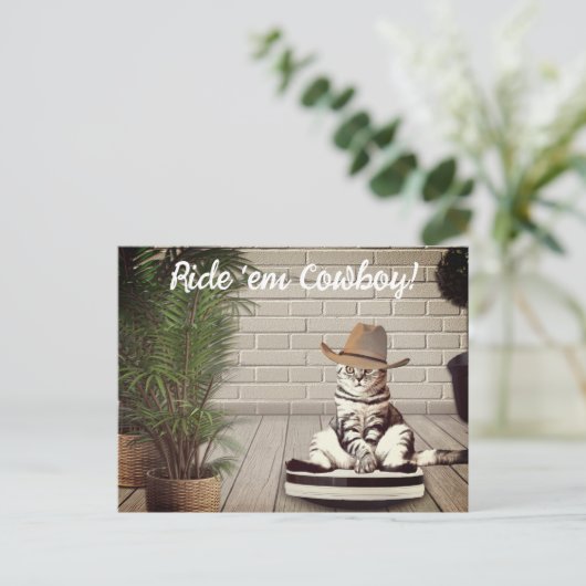 Funny Cat met Cowboy Pet Riding Vacuum Cleaner Briefkaart (Staand voorkant)