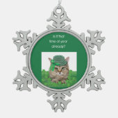 Funny Cat op St. Patrick's Day Tin Sneeuwvlok Ornament (Voorkant)