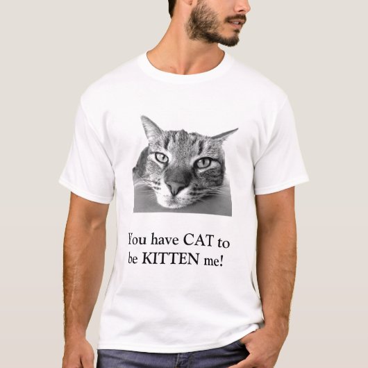 Funny Cat Pun Clever Black en White Kitten Cute T-shirt (Voorkant)
