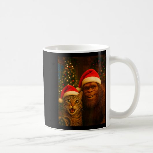 Funny Cat Selfie With Bigfoot Christmas Sasquatch  Koffiemok (Rechts)