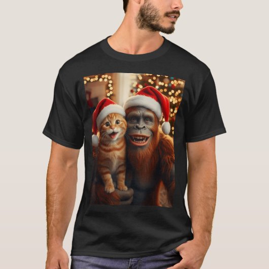 Funny Cat Selfie With Bigfoot Christmas Sasquatch T-shirt (Voorkant)
