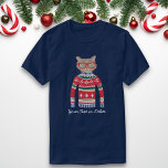 Funny Cat Wearing Glasses, Ugly KerstSweater T-shirt<br><div class="desc">Funny winter vakantie shirt met een Cat met een rode bril en een "Lelijke" kerst Nordic Sweater. Eigenlijk vinden we hem nogal hip! Personaliseer met uw eigen aangepaste tekst of verwijder gewoon. Maakt een perfect shirt voor een lelijke kersttrui of vakantie shirt voor elke kattenliefhebber.</div>