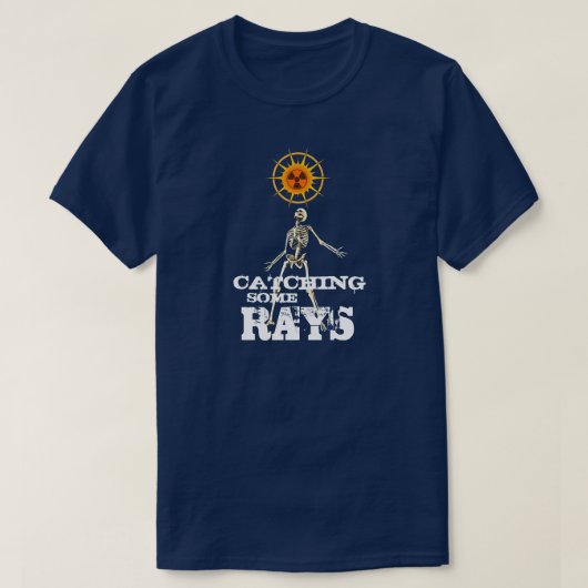 Funny Catching some Rays Skeleton T-Shirt (Design voorkant)