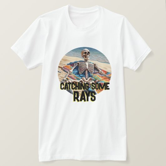 Funny Catching some Rays Skeleton T-Shirt (Design voorkant)