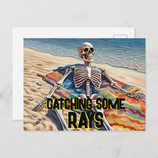 Funny Catching some Rays Skeleton T-Shirt Briefkaart (Voorkant / Achterkant)
