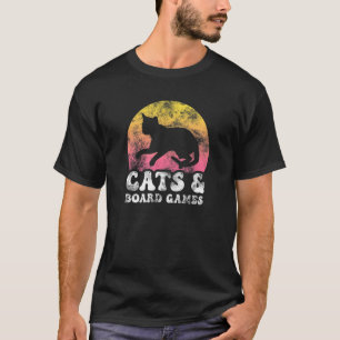 Funny Cats & Board Games  Retro Hobby T-shirt