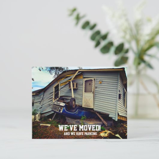 Funny change of address briefkaart (Staand voorkant)