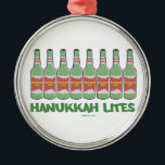 FUNNY CHANUKAH HANUKKAH LITES GIFTS METALEN ORNAMENT<br><div class="desc">GEEF DEZE HANUKKAH LITES GIFTS AAN UW FAVORIETE DRINKERS DIE JEWISH HUMOR AANWIJZEN.</div>