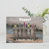 🎓Funny Cheeky Otter Celebration Card – Custom  Kaart (Staand voorkant)