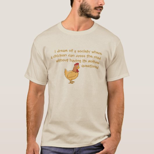 Funny Chicken Crossing Road T-Shirt (Voorkant)