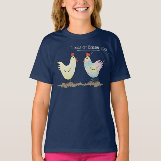 Funny Chicken was een paaseierdonker T-shirt (Voorkant)